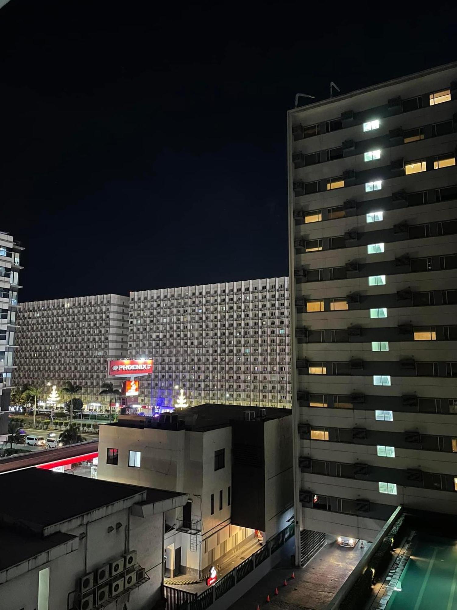 Cozypura Staycation Near Moa, Airport , With Free Fast Wifi, Netflix And Pay Parking Пасай Экстерьер фото